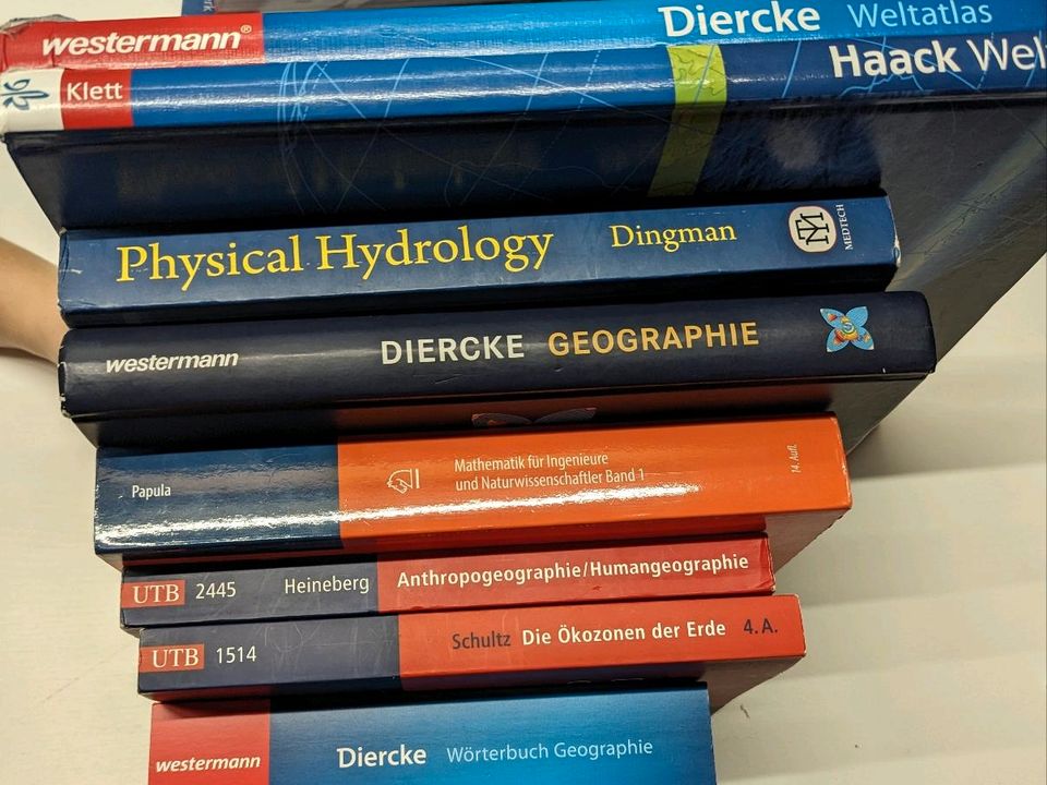 Verschiedene Fachbücher Geographie Hydrologie in Obergünzburg