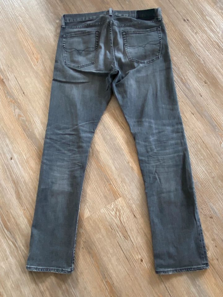 Polo Ralph Lauren graue Jeans, 32/32, neuwertig in Ingolstadt