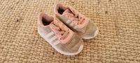 Adidas Sneaker sehr leicht bequem und luftig weiß rosa Gr. 23 Niedersachsen - Braunschweig Vorschau