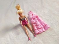 Puppe Barbie Barbiepuppe mit Wechselkleidung Nordrhein-Westfalen - Niederkrüchten Vorschau