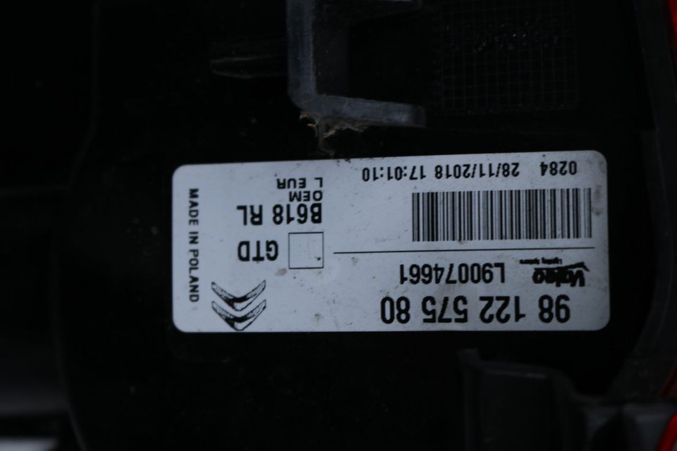 Rückleuchten Citroen C3 III li re 9812257580 9812257480 in Radeberg