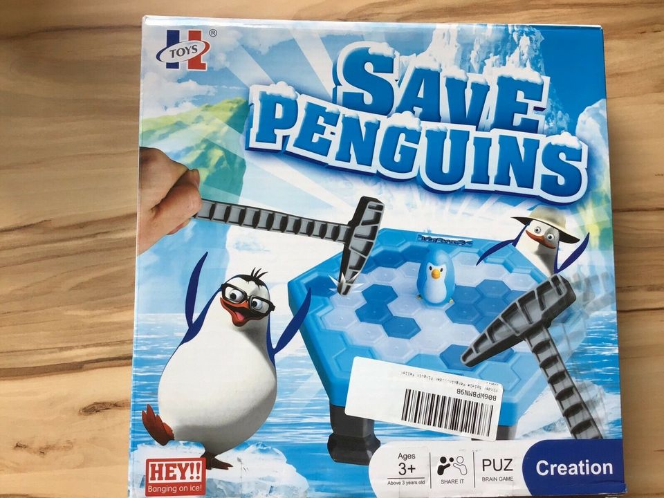 Pinguin Spiel in Berge