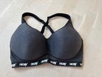 Hunkemöller Sport BH Gr. 90 E schwarz grau neu Stuttgart - Stuttgart-Nord Vorschau