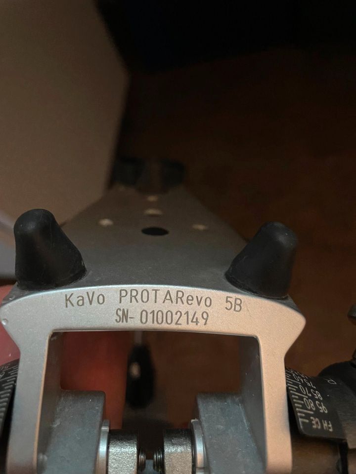 KaVo PROTARevo 5B mit Splitcast Artikulator in Saarbrücken