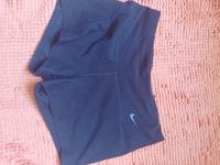 Nike sport shorts Gr. S schwarz Kr. München - Oberhaching Vorschau