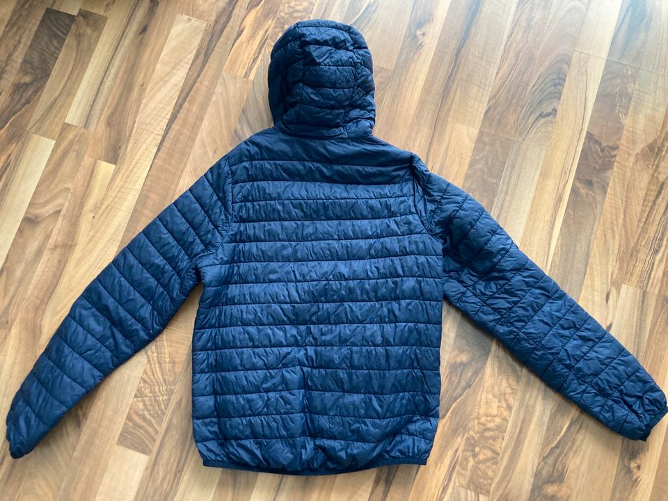 Jako leichte Winterjacke Gr. 164 blau dunkelblau in Neuburg a.d. Donau