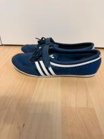 Adidas Concord Round Sneaker Ballerina blau weiß Gr. 40 Berlin - Spandau Vorschau