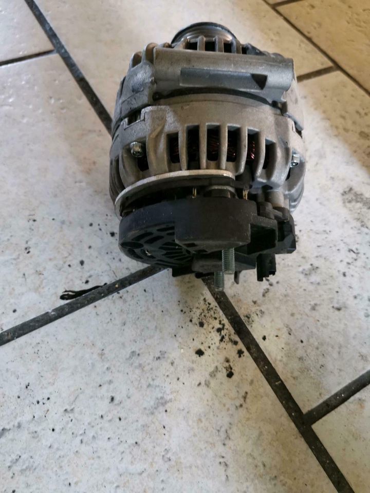 Lichtmaschine Generator Renault clio 4250352258635  L 42 720 in Arnsberg