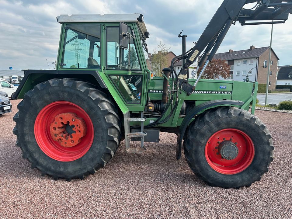 Fendt 612 LSA TÜV-Neu in Arnsberg