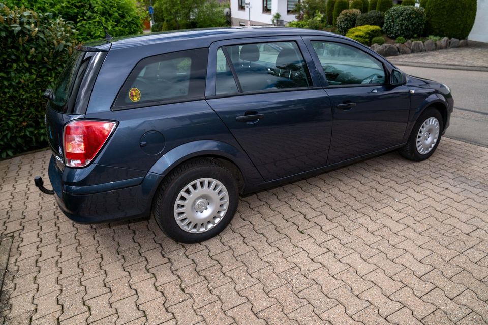 Opel Astra H Caravan sehr gepflegt, AnhäKup. in Durchhausen