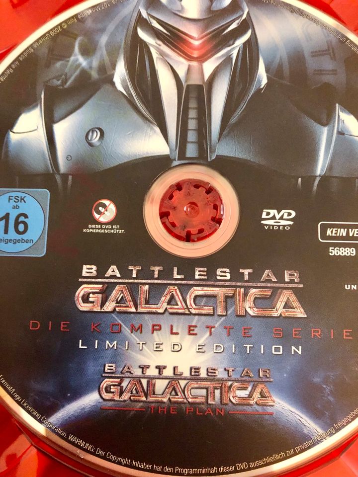 Battlestar Galactica Steelbox komplette Serie Staffel 1 2 3 4 Box in Stuttgart