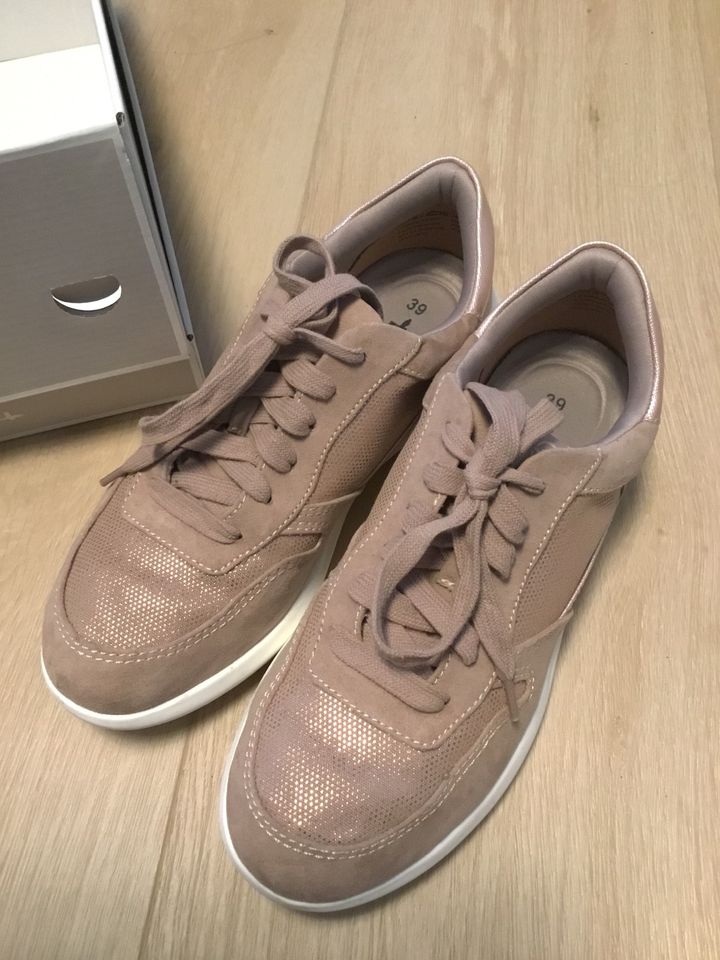 Tamaris Schuhe Sneaker Gr. 39 - wie neu in Essen