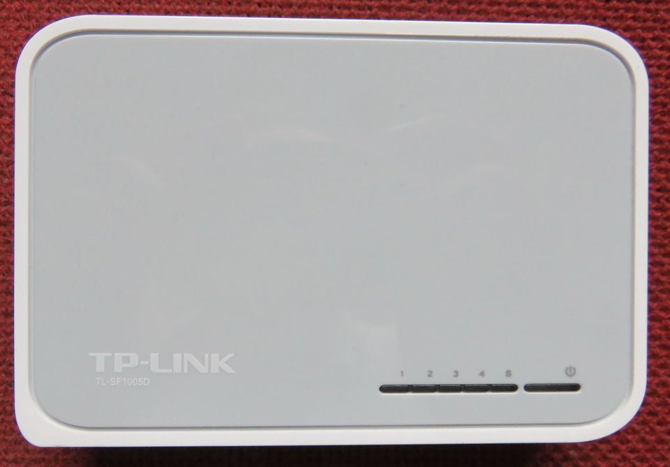 TP-Link Switch 5 fach 10/100 Mbps    TS-SF1005D Netzteil in Rehburg-Loccum