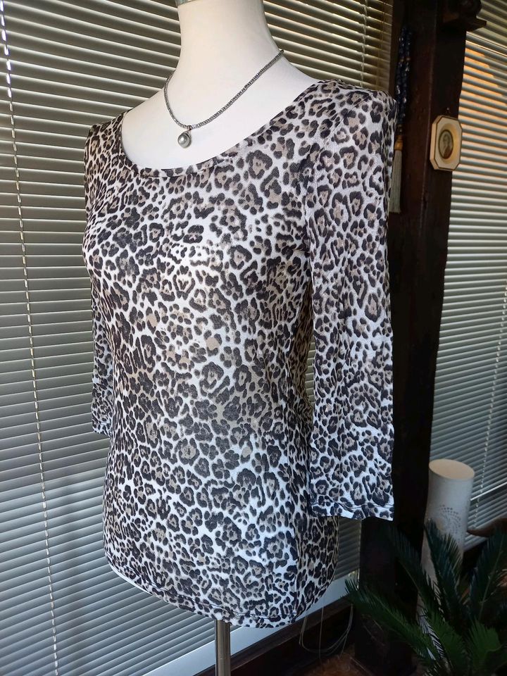 OUI * NEU * tolles Leoprint Shirt * Gr 36 in Bielefeld