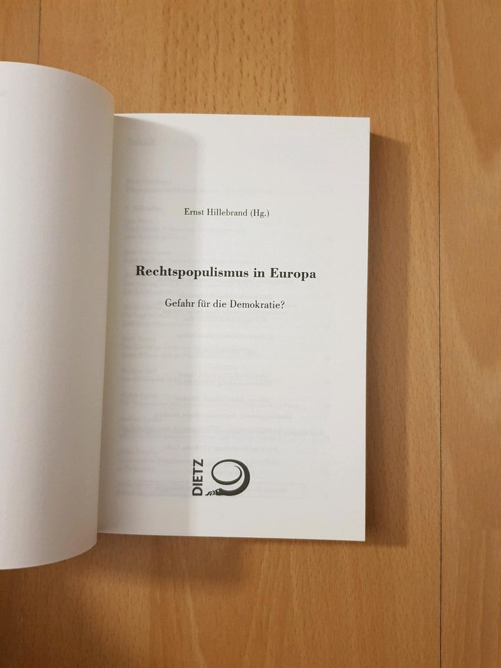 Ernst Hillebrand Rechtspopulismus in Europa Gefahr? Buch Bücher in Frankfurt am Main