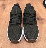 Adidas Größe 45 Niedersachsen - Hambühren Vorschau