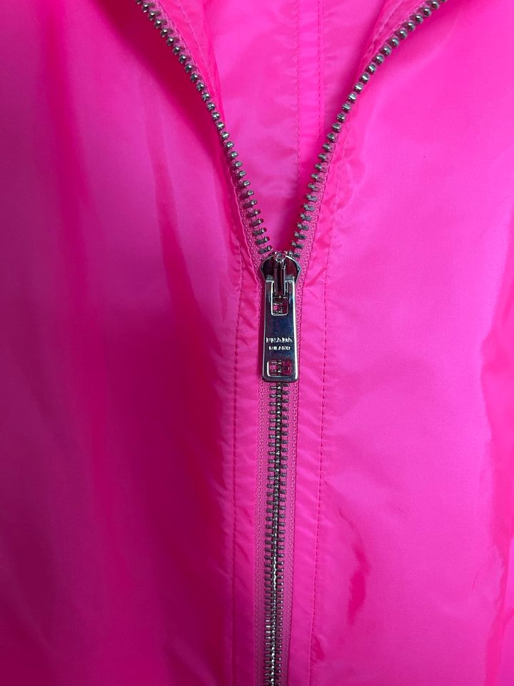 100% Original Prada Nylon Jacke Pink NEU Gr. 38 in Röthenbach (Allgäu)