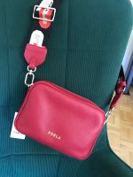 Neu Original FURLA Real Mini Umhängetasche Crossbody rot Leder Bayern - Freising Vorschau