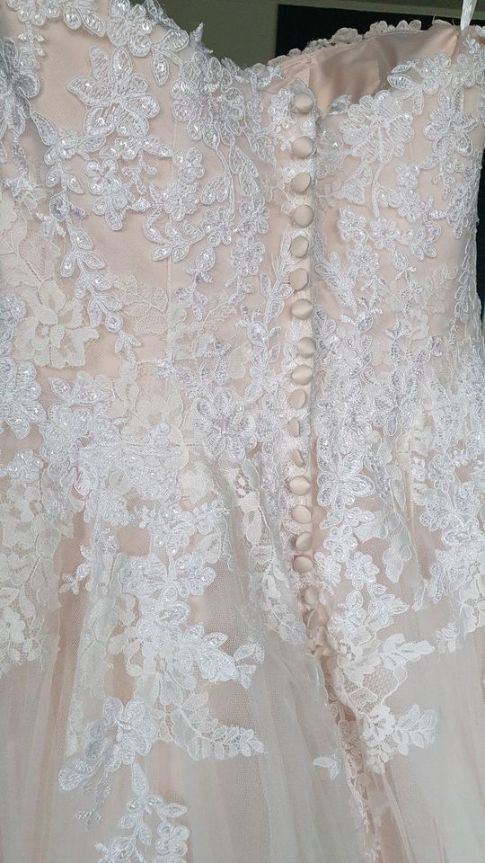 Brautkleid Hochzeitskleid Ladybird Gr. 40 NP 1.900€ in Tessin
