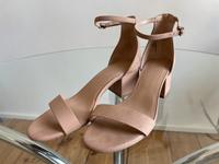 Merona Heels mit Blockabsatz Berlin - Mitte Vorschau
