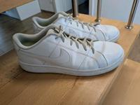 Nike Sneaker Schuhe Turnschuhe weiß gr 41 Thüringen - Drei Gleichen Vorschau