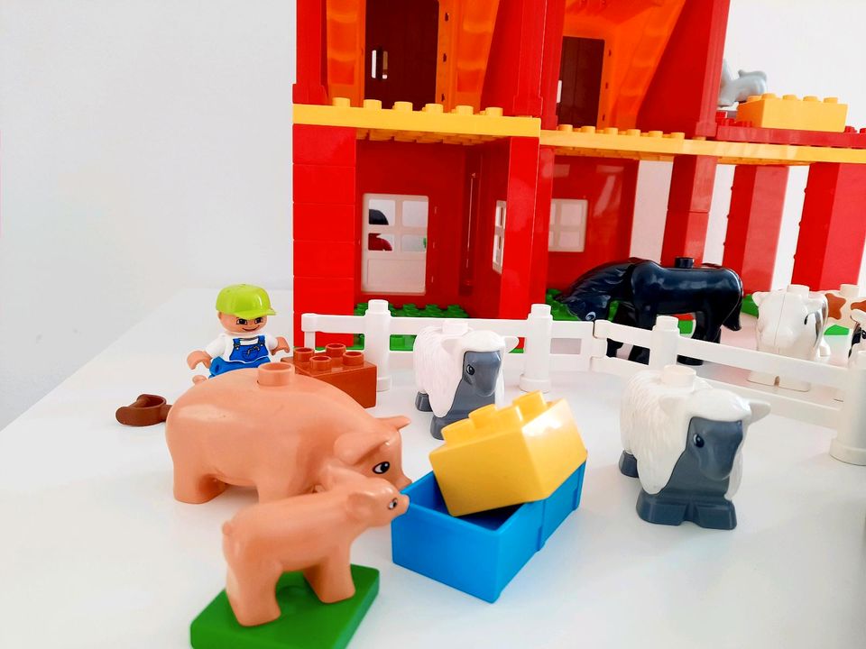 Lego Duplo 4665 großer Bauernhof mit Traktor Tiere Haus Zäune in Husby