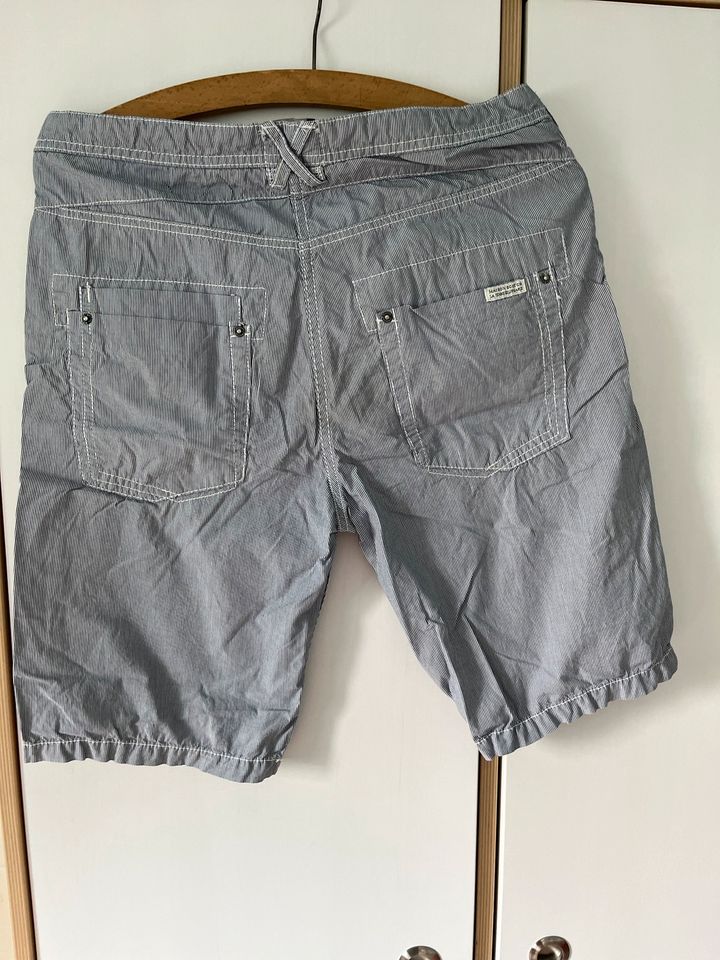 Maison Scotch Bermudas Gr 28 in Hamburg