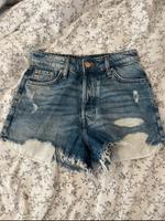 blaue Jeansshorts kurze Hose Sommer H&M Gr. XS Baden-Württemberg - Sigmaringendorf Vorschau