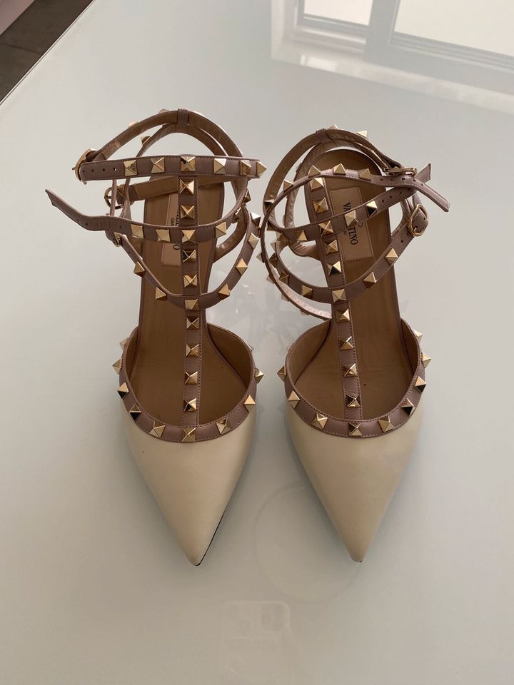 Valentino Rockstud Garavani Pumps 39 in Saarbrücken