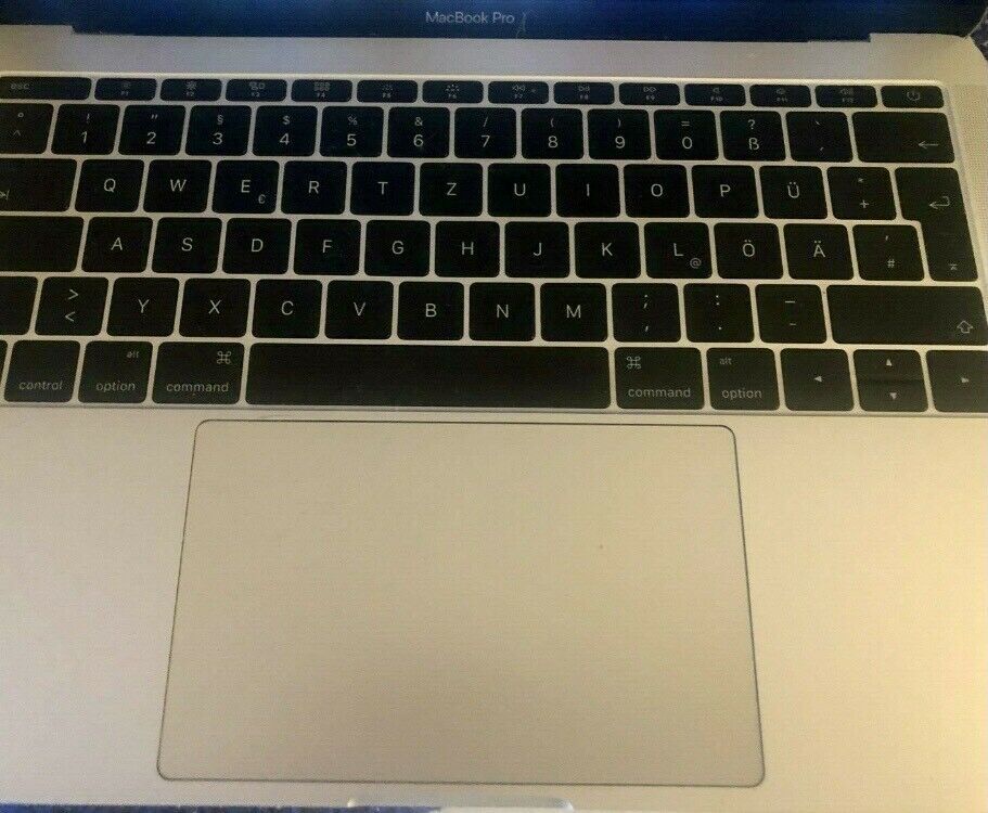 Apple MacBook Pro 2016 13,3 Zoll Retina Intel i5 256GB SSD USB-C in Möser