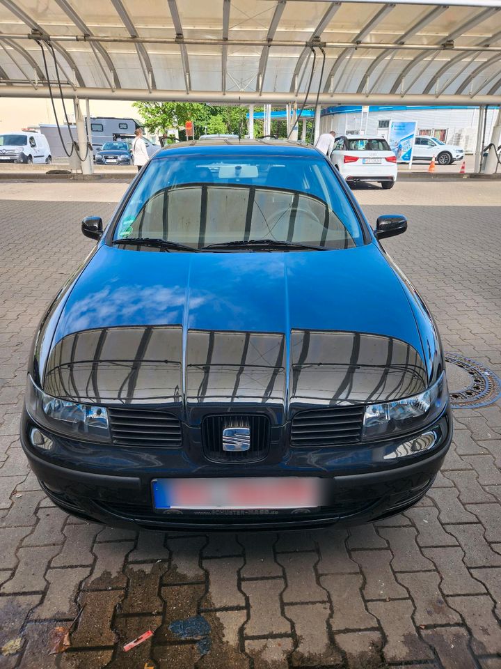 Seat Leon 1.6 Styl 2.Hand Scheckheft in Bochum