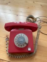 Altes Rotes Telefon mit Wählscheibe Bonn - Bonn-Zentrum Vorschau