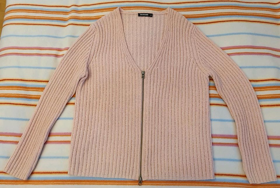 Strickjacke Damenjacke Strick Jacke Rosa Gr. 40 in Schwentinental