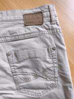 Moderne Brax Damen Jeans Hose Größe 36L Hessen - Wiesbaden Vorschau