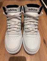 Adidas Größe 44-43,5 Niedersachsen - Hambühren Vorschau
