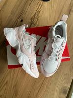 Nike Air Hights Rose white Gr 40 Neu Sneaker Schuhe Baden-Württemberg - Reutlingen Vorschau