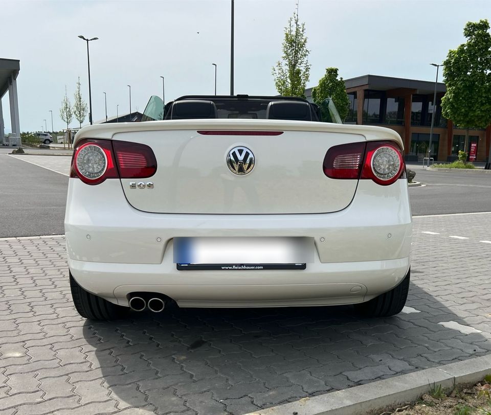 Volkswagen EOS 3.2 V6 - Navi, Windschott, Leder, Xenon, in Vettelschoß
