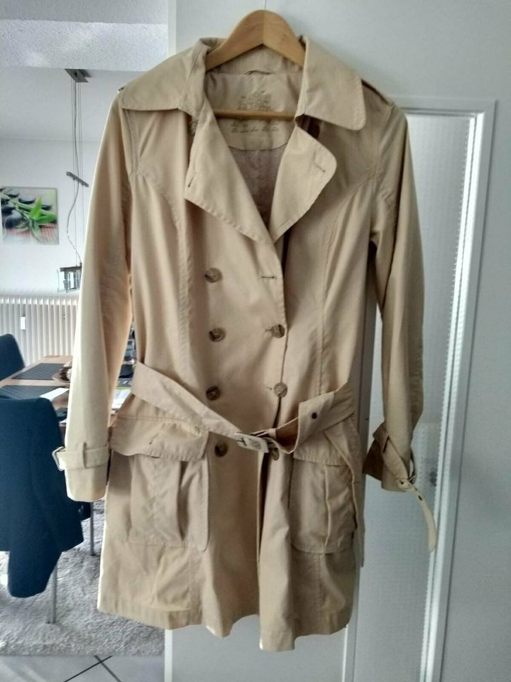 Damen Trenchcoat beige Größe 36/38 10 € in Walldorf