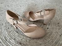 Neue Pumps von Bonprix Gr. 40 beige Niedersachsen - Stuhr Vorschau