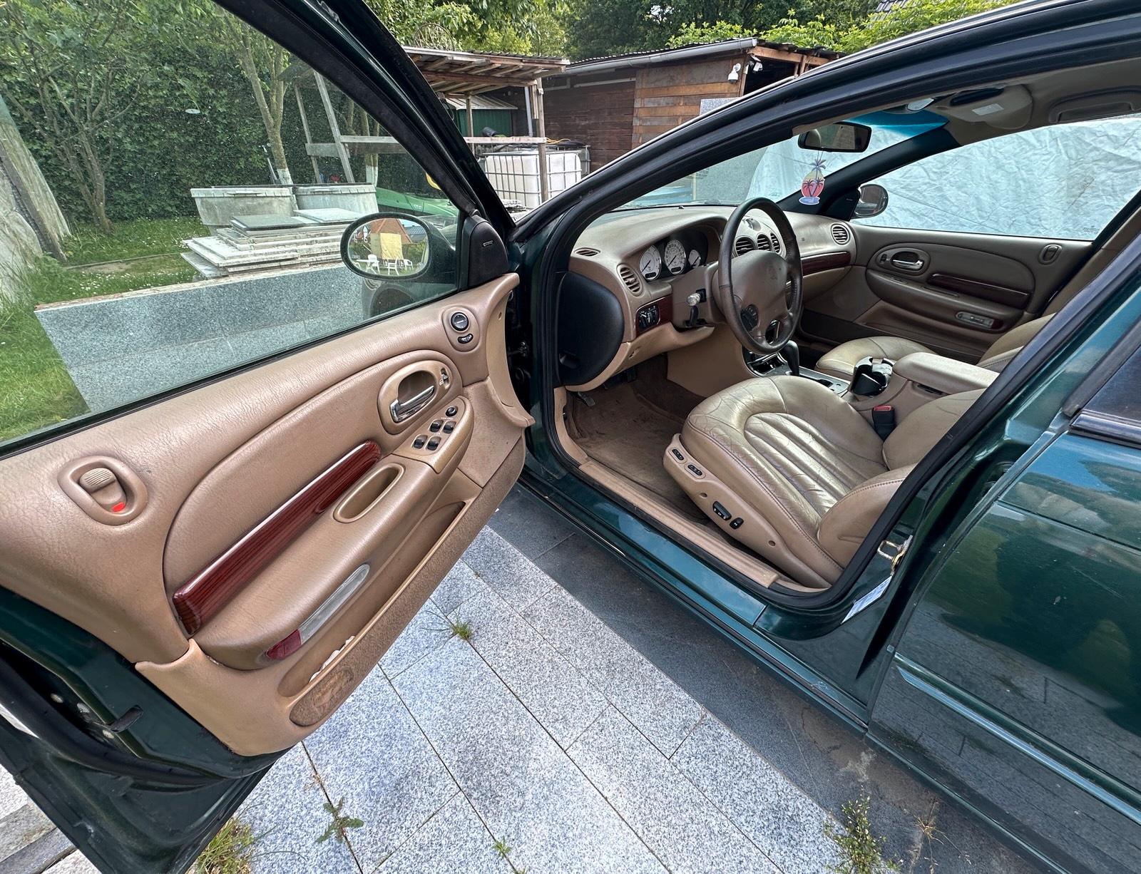 Abbildung des Autos Chrysler 300M 3.5 V6