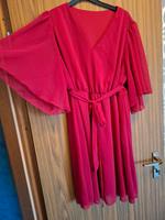 rotes Sommer Kleid mit weiten Ärmlen Größe 1XL Nordrhein-Westfalen - Telgte Vorschau