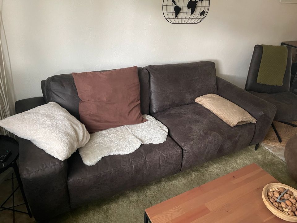 Wildleder Couch in Hattingen