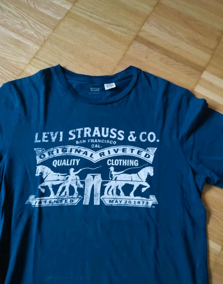 Levi's T-Shirt Gr. S in Ellwangen (Jagst)