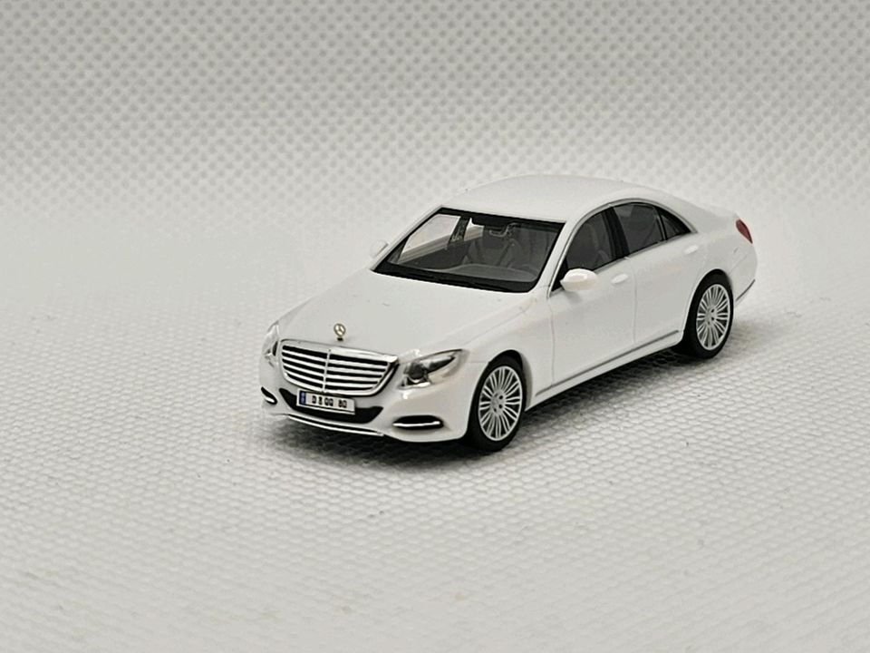 Herpa 1:87 Mercedes-Benz S klasse EQS in Heidenheim an der Brenz