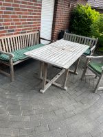 Gartenmöbel Sitzgruppe Tisch Stuhl Bank Holz Flohmarkt Polster Niedersachsen - Ostrhauderfehn Vorschau