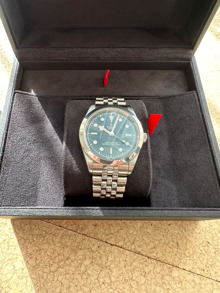 Tudor Black Bay 41 Blau Jubilee Neues Model 24 in Ingolstadt