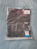 T Shirt Superdry schwarz in XL neu Dresden - Cotta Vorschau