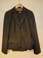 Anzug S.Oliver 3 Teile Damen Gr. 38 Blazer Weste Hosenanzug Hessen - Bad Homburg Vorschau