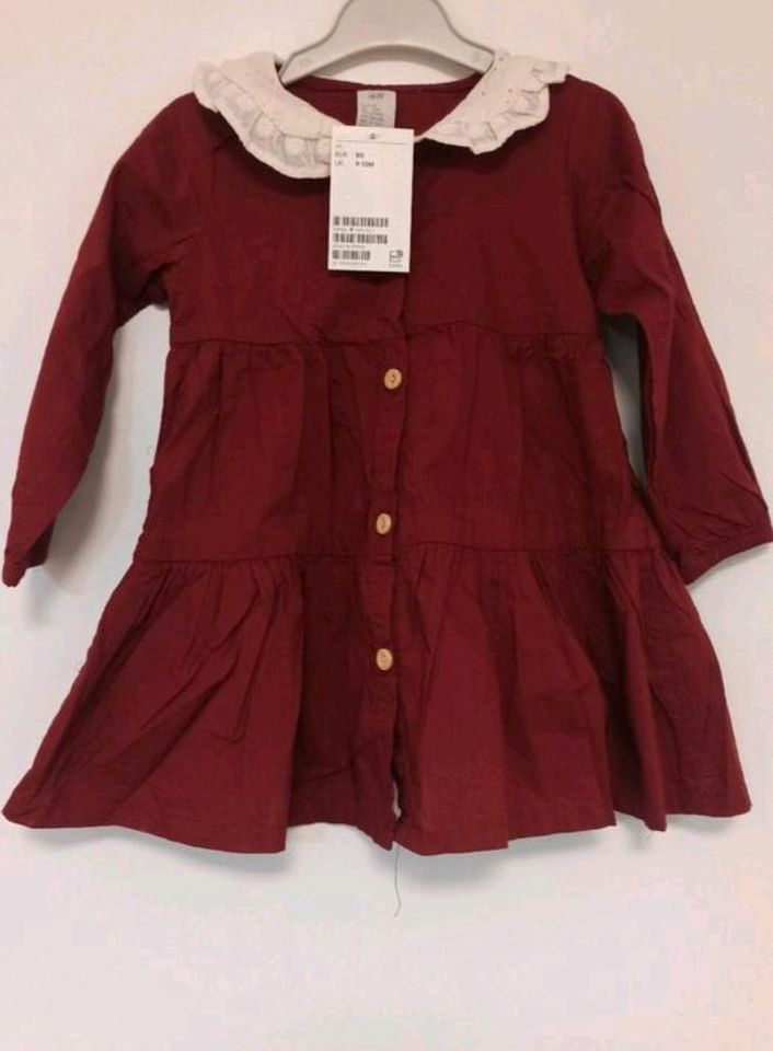 Kleid H&M, neu mit Etikett, rot, bubikragen, festlich in Schwendi