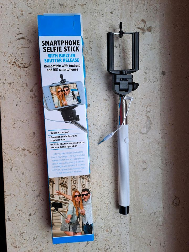 Selfie Stick für Smartphone *Neu* in Wolfhagen 